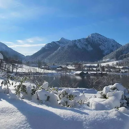 Karl - Direkt Im Ski- Und Wandergebiet Spitzingsee